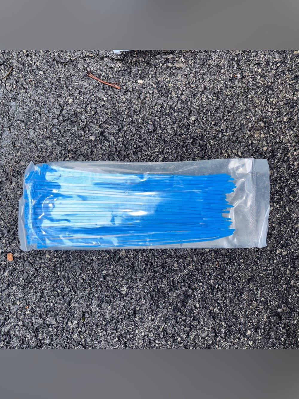 100 8” Blue Zip Ties